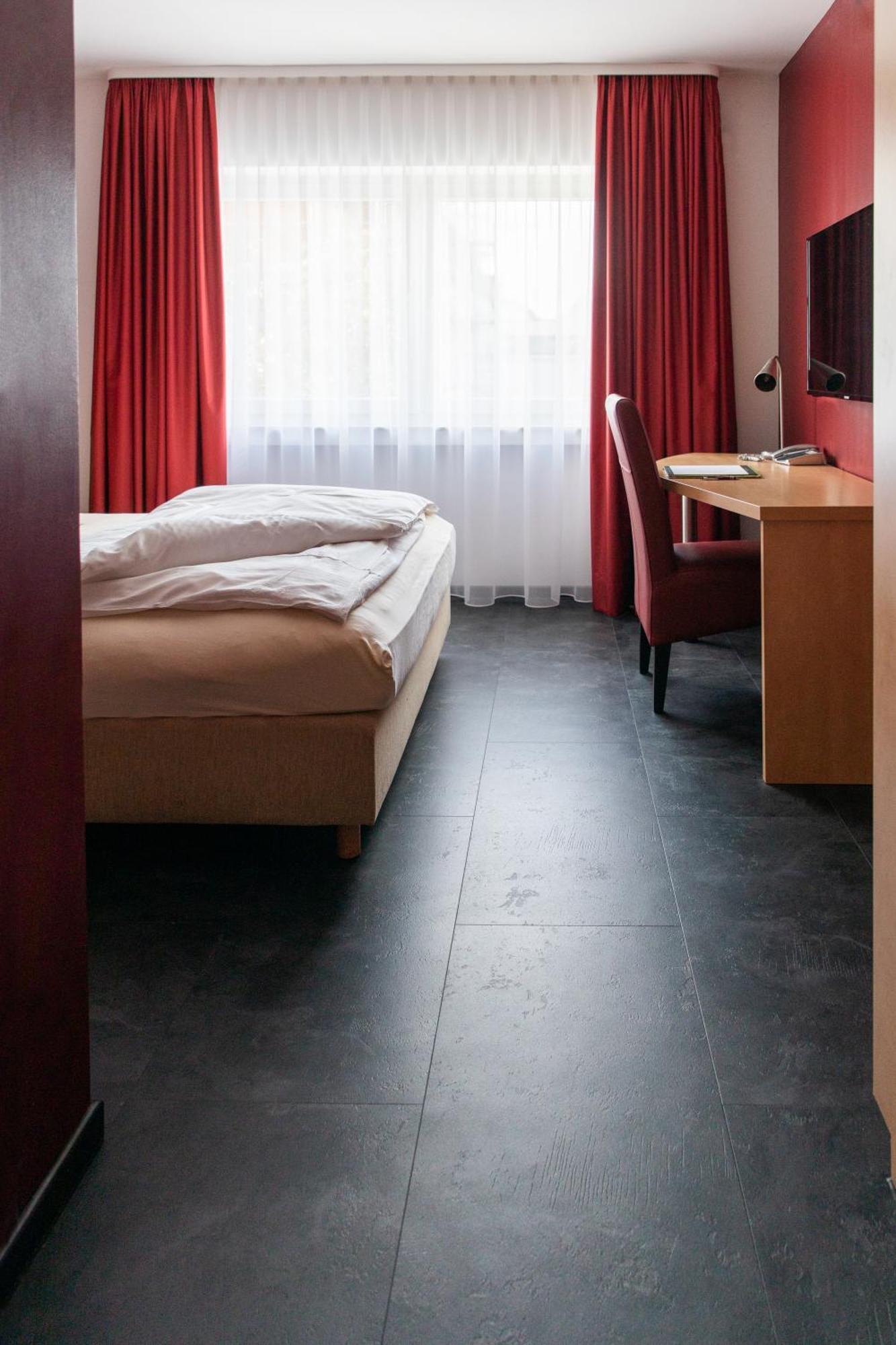 Mein Schlosshotel Heusenstamm Luaran gambar