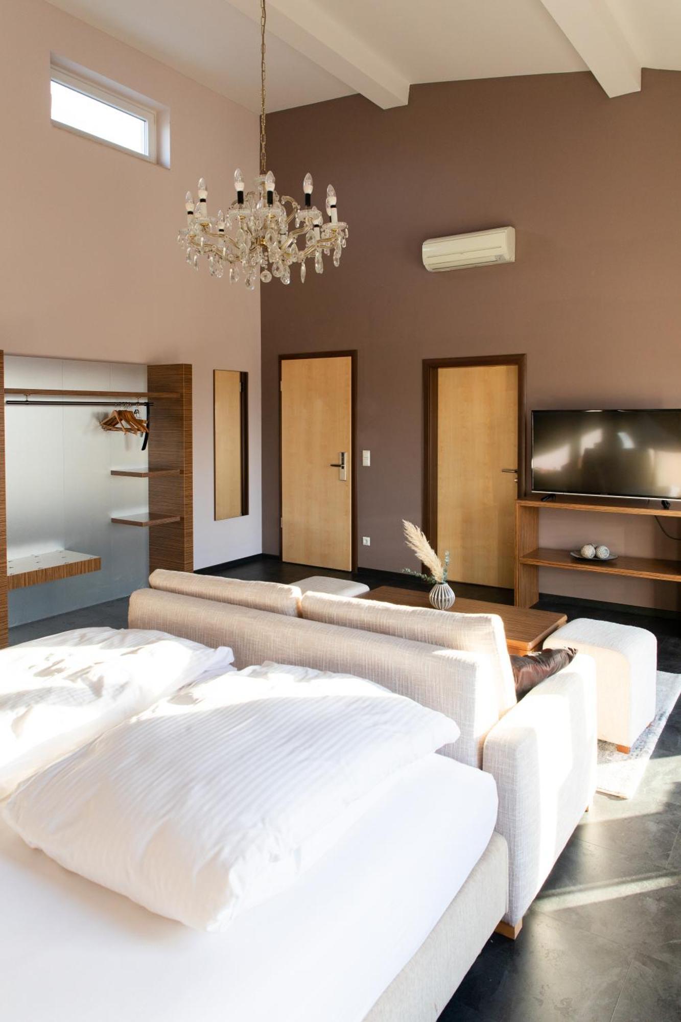 Mein Schlosshotel Heusenstamm Luaran gambar